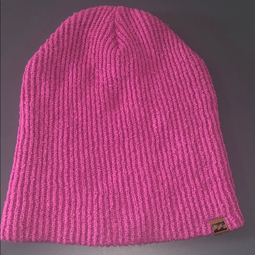 B2G1 Billabong Pink Beanie - Picture 6 of 6